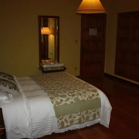 Balneario De Corconte מלון Valle De Valdebezana