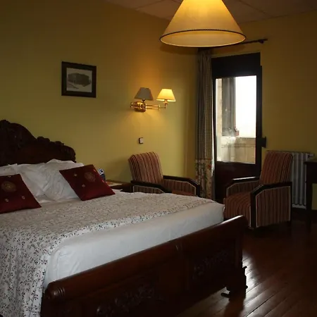 Hotel Balneario De Corconte 3*