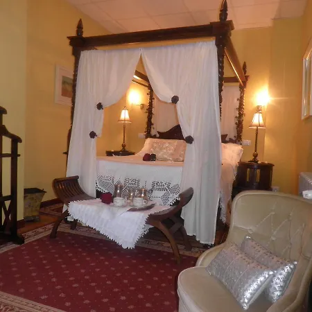 Balneario De Corconte Hotel