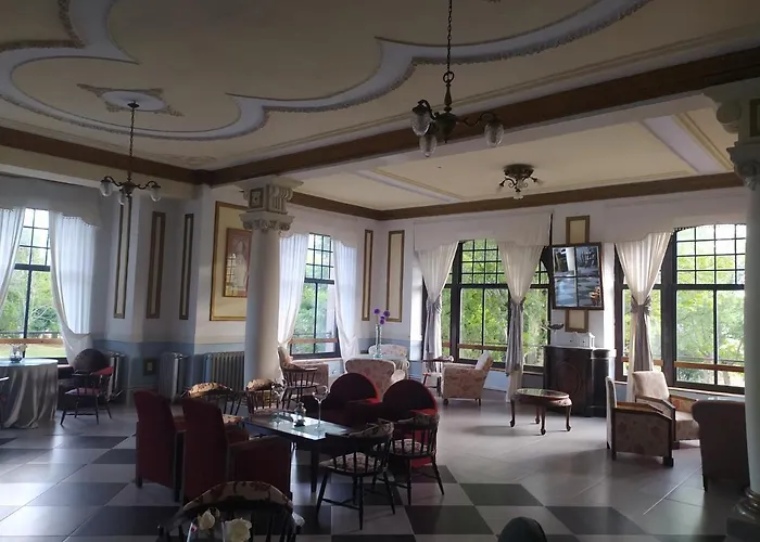 Balneario De Corconte 3* Cabanas de Virtus